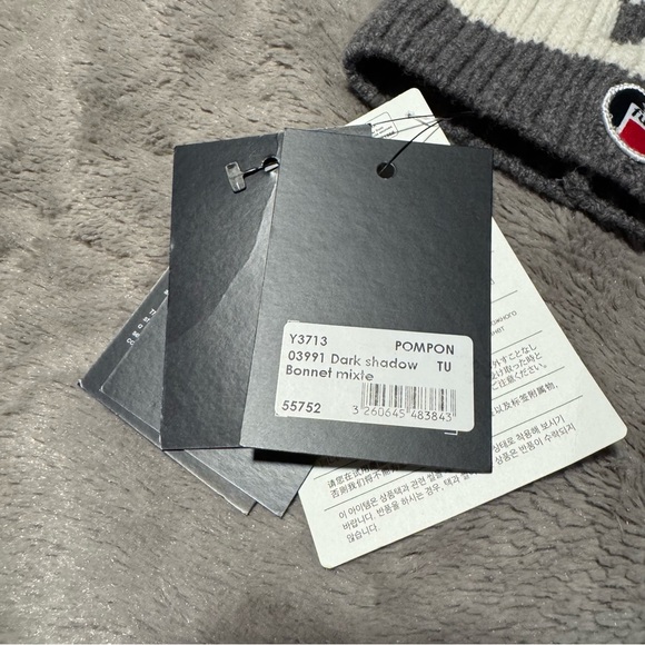 Fulsap Wool & Cashmere Pompom Beanie Hat - Picture 4 of 6